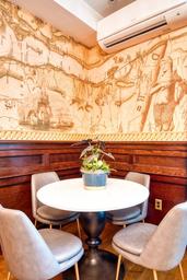 The Hudson Whaler Hotel 7